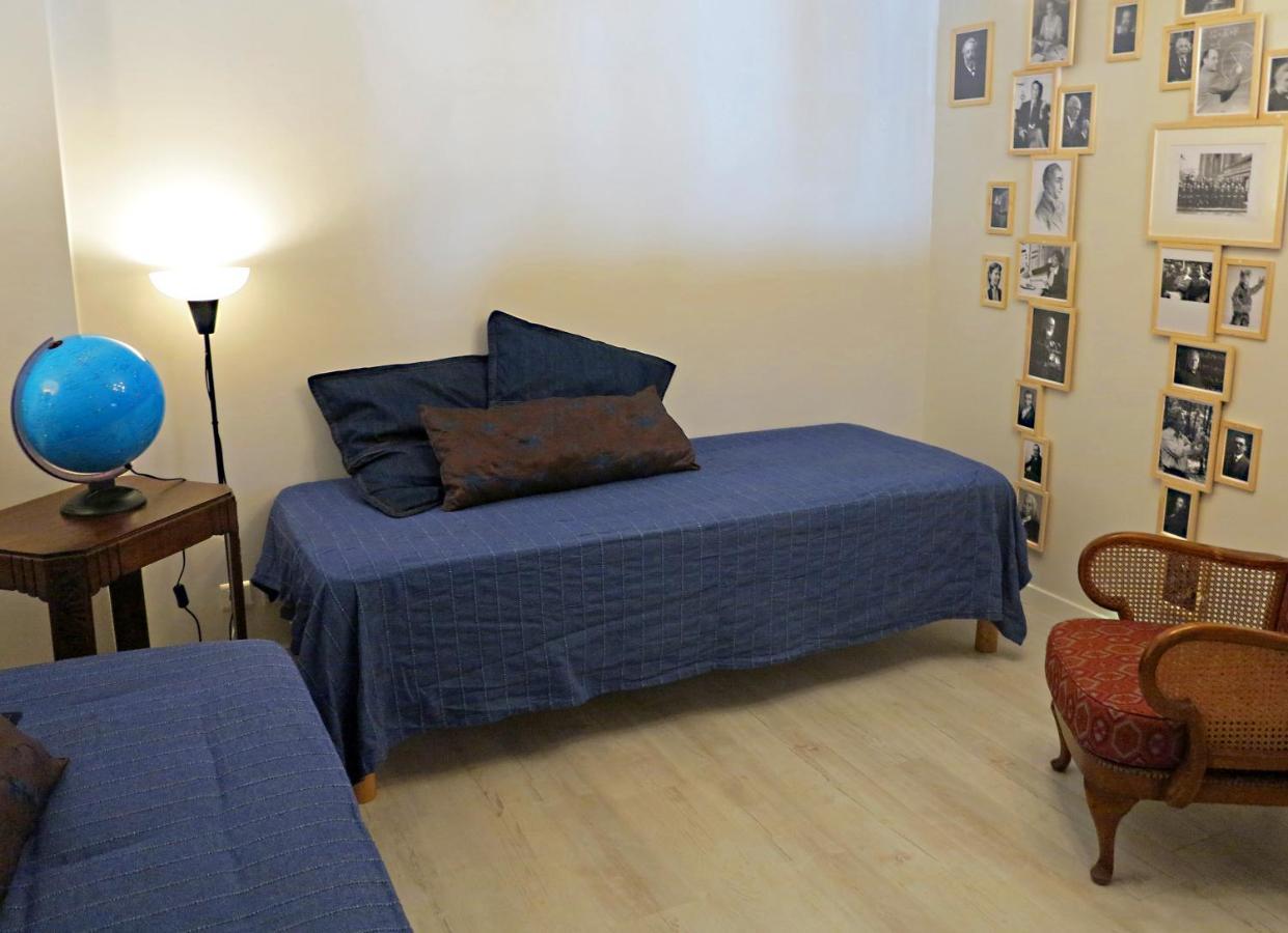 La Ferme De La Fosse Dionne Bed & Breakfast Tonnerre Bagian luar foto