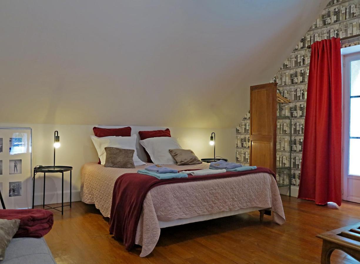 La Ferme De La Fosse Dionne Bed & Breakfast Tonnerre Bagian luar foto