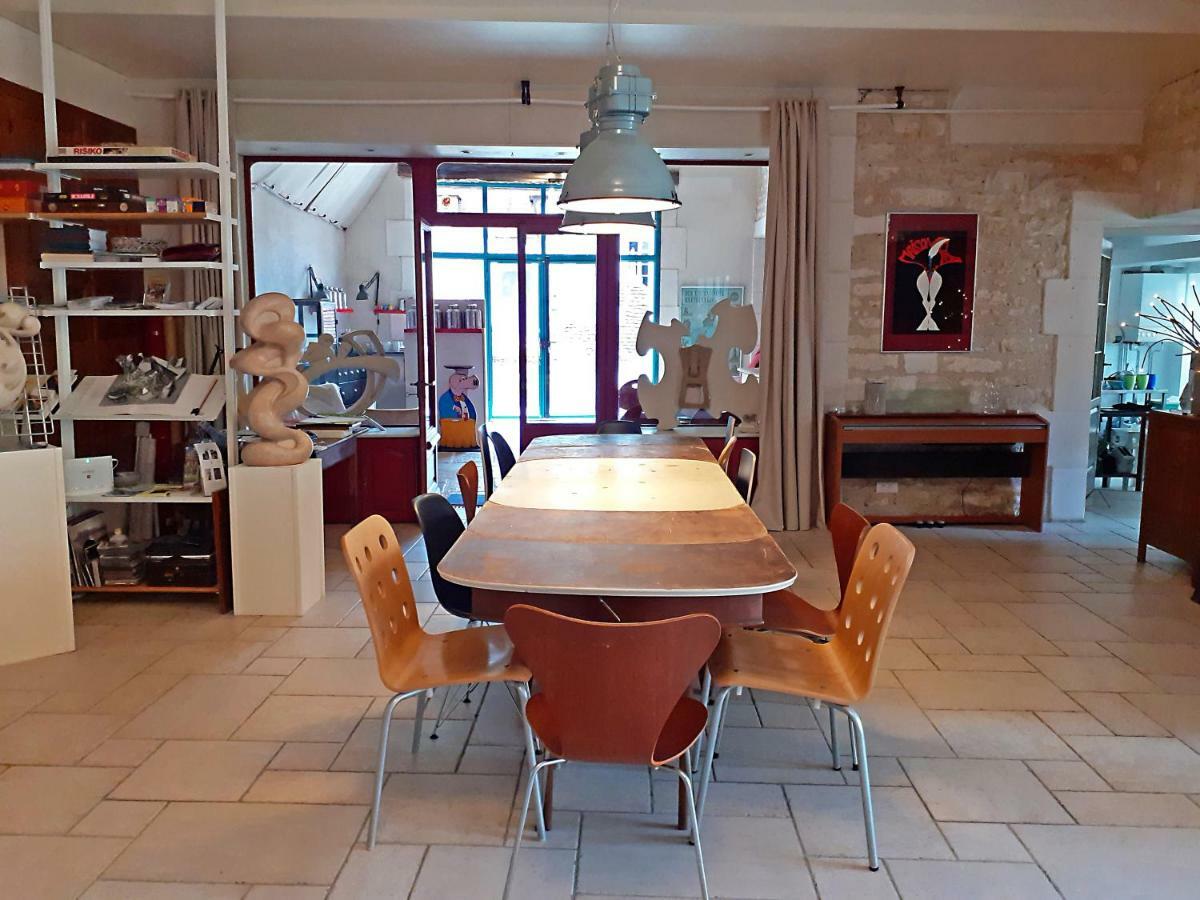 La Ferme De La Fosse Dionne Bed & Breakfast Tonnerre Bagian luar foto